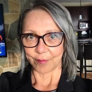 Meet your Posher, Debra